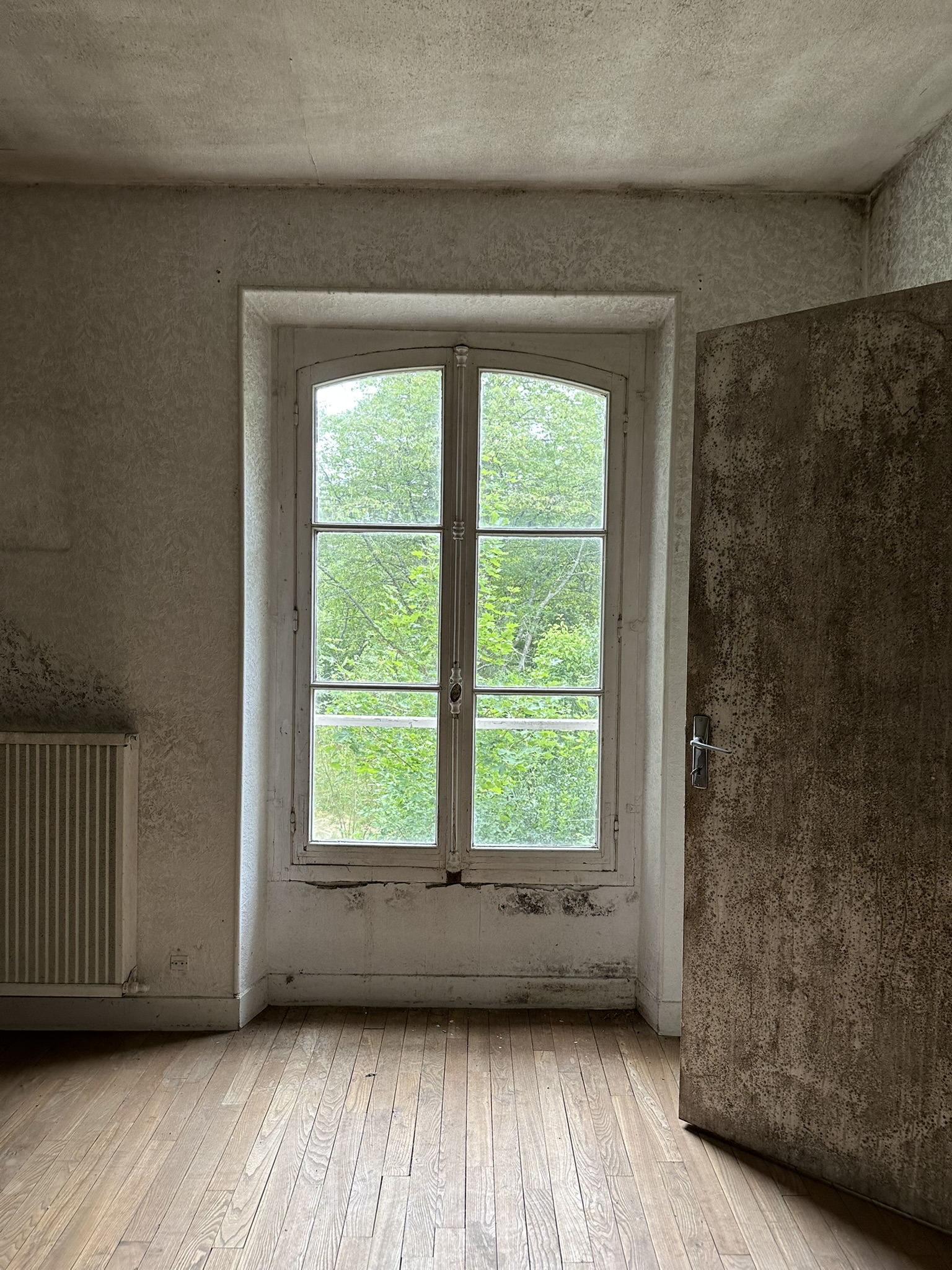 Fenêtre sur la campagne - Rénovation à Chamant 